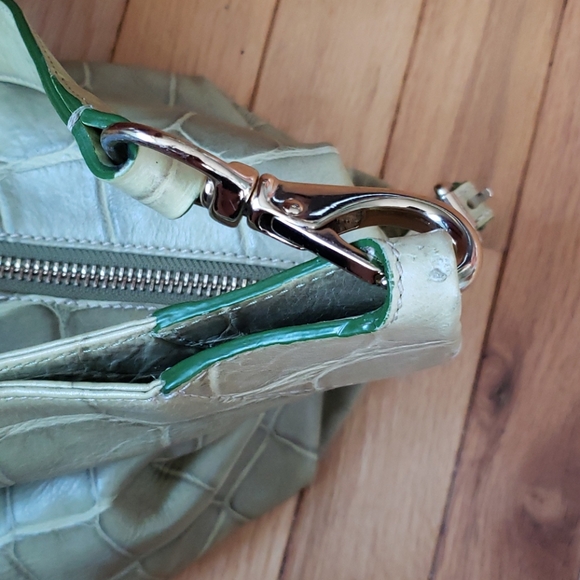 Dooney & Bourke Cinzia Hobo Satchel Medium Green Pistachio Leather Croc Embossed - Picture 5 of 7